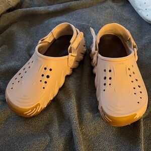 CROCS Women Blush mule. Size 9